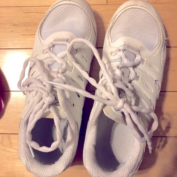 Cheerleading Sneakers - nfinity - Picture 2 of 5